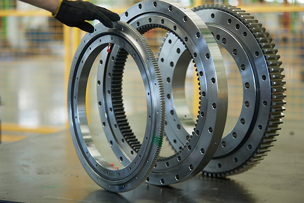 回轉(zhuǎn)支承的潤滑保養(yǎng)步驟是什么？